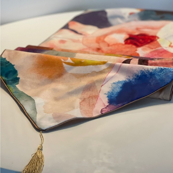 Handmade Velvet Table Runner - Picture 2 of 5